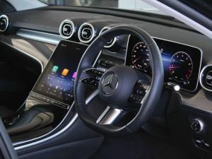 Mercedes-Benz C-Class C200 Avantgarde - Image 15