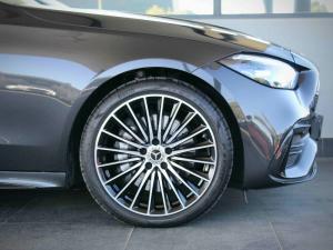 Mercedes-Benz C-Class C200 Avantgarde - Image 4