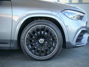 Mercedes-Benz GLA GLA200d Progressive - Image 4
