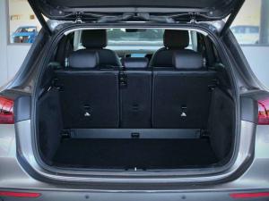 Mercedes-Benz GLA GLA200d Progressive - Image 9