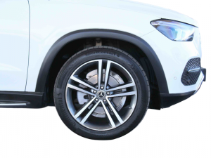 Mercedes-Benz GLE GLE300d 4Matic - Image 20