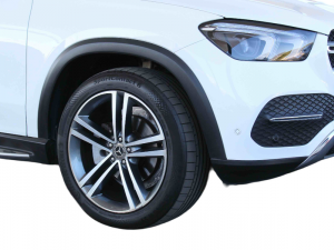 Mercedes-Benz GLE GLE300d 4Matic - Image 5