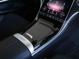 Mercedes-Benz C-Class C220d Avantgarde - Image 13