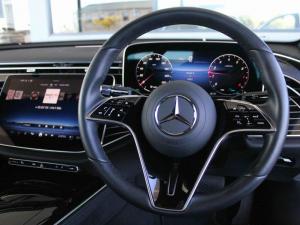 Mercedes-Benz E-Class E200 Avantgarde - Image 11