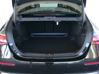 Mercedes-Benz E-Class E200 Avantgarde