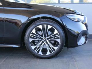 Mercedes-Benz E-Class E200 Avantgarde