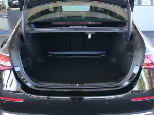 Mercedes-Benz E-Class E200 Avantgarde - Image 9