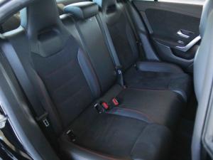 Mercedes-Benz CLA CLA200 Progressive - Image 20