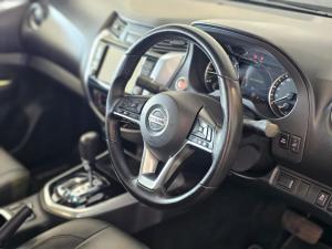 Nissan Navara 2.5DDTi double cab LE Plus - Image 10