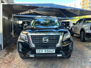 Nissan Navara 2.5DDTi double cab LE Plus - Image 4