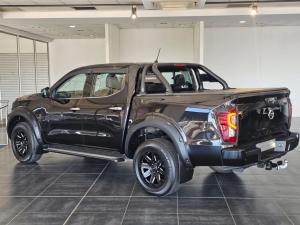 Nissan Navara 2.5DDTi double cab LE Plus - Image 5