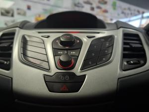 Ford Fiesta 1.4 5-door Ambiente - Image 9
