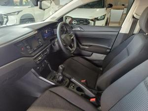 Volkswagen Polo hatch 1.0TSI - Image 12