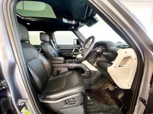Land Rover Defender 110 D300 X-Dynamic SE - Image 12