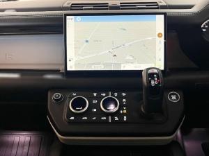 Land Rover Defender 110 D300 X-Dynamic SE - Image 17