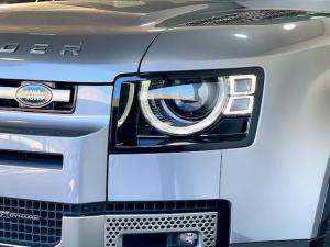Land Rover Defender 110 D300 X-Dynamic SE - Image 3