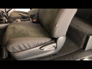 Toyota Hilux 2.8GD-6 Xtra cab Legend auto - Image 21
