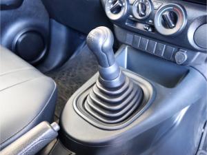 Toyota Hilux 2.0 single cab S (aircon) - Image 9