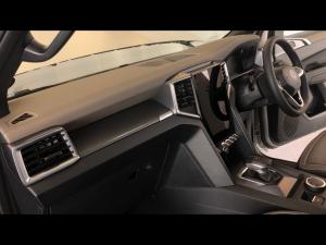Volkswagen Amarok 3.0TDI V6 double cab Aventura 4Motion - Image 7