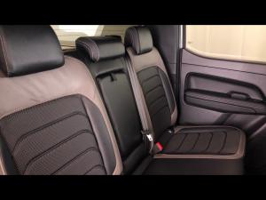 Volkswagen Amarok 3.0TDI V6 double cab Aventura 4Motion - Image 20
