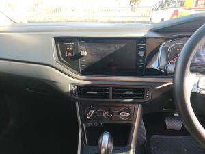 Volkswagen Polo hatch 1.0TSI Comfortline auto - Image 16