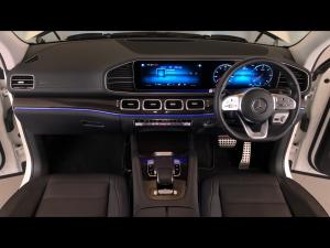 Mercedes-Benz GLS GLS400d 4Matic - Image 6