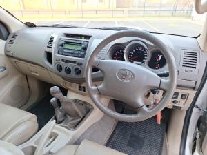 Toyota Fortuner 3.0D-4D 4x4 - Image 12