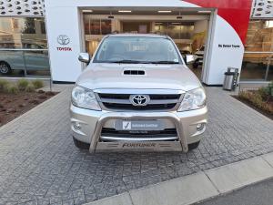 Toyota Fortuner 3.0D-4D 4x4 - Image 4