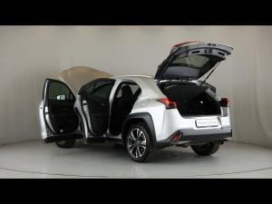 Lexus UX 200 EX - Image 10