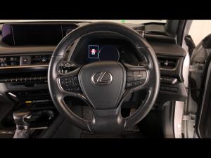 Lexus UX 200 EX - Image 26