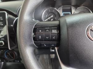 Toyota Hilux 2.4GD-6 Xtra cab Raider manual - Image 9