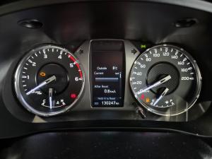 Toyota Hilux 2.4GD-6 Xtra cab Raider manual - Image 11