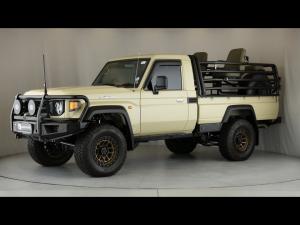 Toyota Land Cruiser 79 2.8GD-6 single cab auto - Image 22