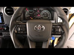 Toyota Land Cruiser 79 2.8GD-6 single cab auto - Image 26