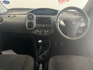 Toyota Etios hatch 1.5 Sprint - Image 6