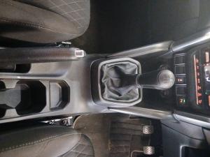 Toyota Urban Cruiser 1.5 XR manual - Image 12