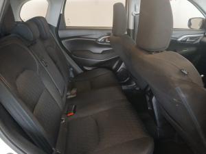 Toyota Urban Cruiser 1.5 XR manual - Image 18