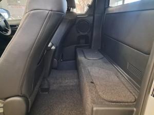 Toyota Hilux 2.8 GD-6 RB LegendE/CAB - Image 15