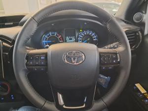 Toyota Hilux 2.8 GD-6 RB LegendE/CAB - Image 8