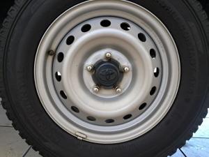 Toyota Hilux 2.0 VvtiP/U Single Cab - Image 14