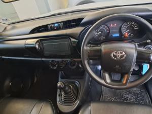 Toyota Hilux 2.0 VvtiP/U Single Cab - Image 6