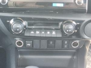 Toyota Hilux 2.8 GD-6 RB Legend automaticD/C - Image 12