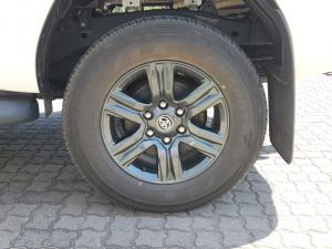 Toyota Hilux 2.8 GD-6 RB Legend automaticD/C - Image 13