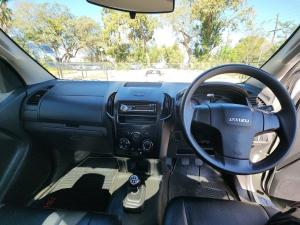 Isuzu D-MAX 250 HO Fleetside Safety S/C - Image 6