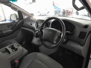 Hyundai H-1 2.5 Crdi A/T/ 2.5 Elite automatic - Image 8