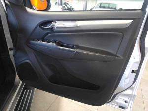 Chevrolet Trailblazer 2.8 LTZ automatic - Image 14