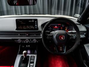 Honda Civic Type R - Image 9