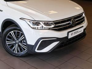 Volkswagen Tiguan Allspace 2.0TSI 4Motion Style - Image 4