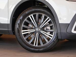 Volkswagen Tiguan Allspace 2.0TSI 4Motion Style - Image 5