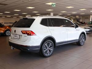 Volkswagen Tiguan Allspace 2.0TSI 4Motion Style - Image 8